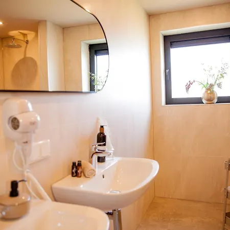 Ecohome Bries 8personen En Baby Zeezand Recreatie